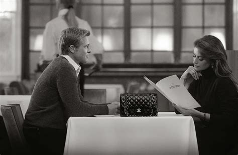 chanel ad with brad pitt and penelope cruz|brad pitt chanel handbag commercial.